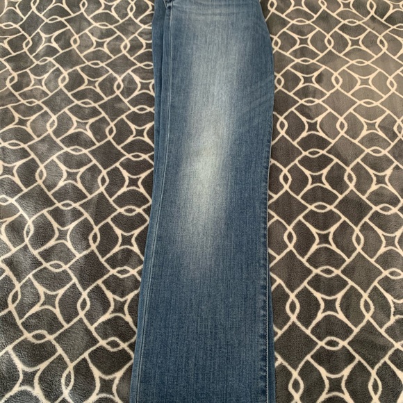 Lucky Brand Jeans - Picture 4 of 5